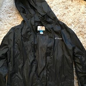 Long sleeve Columbia raincoat